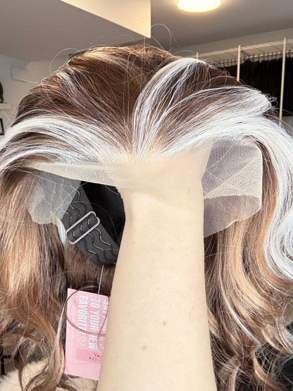 Kelsey – 13x4 Lace Front Wig | 17” | Dimensional Blend