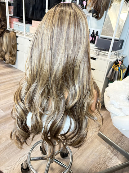 Georgia- Y-18-5 | 26” Dimensional Blonde & Brunette 13×4 French Lace Front Wig