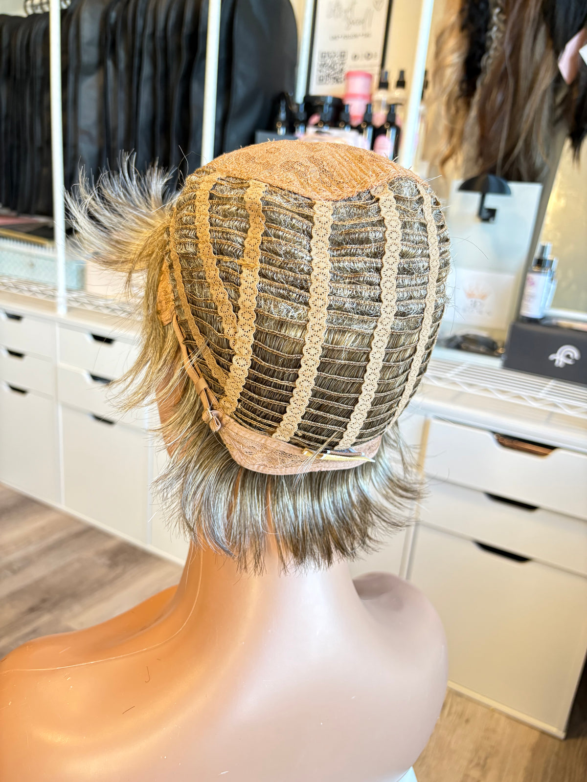Noriko Collection Highlighted Short Wig | The Wig Vault