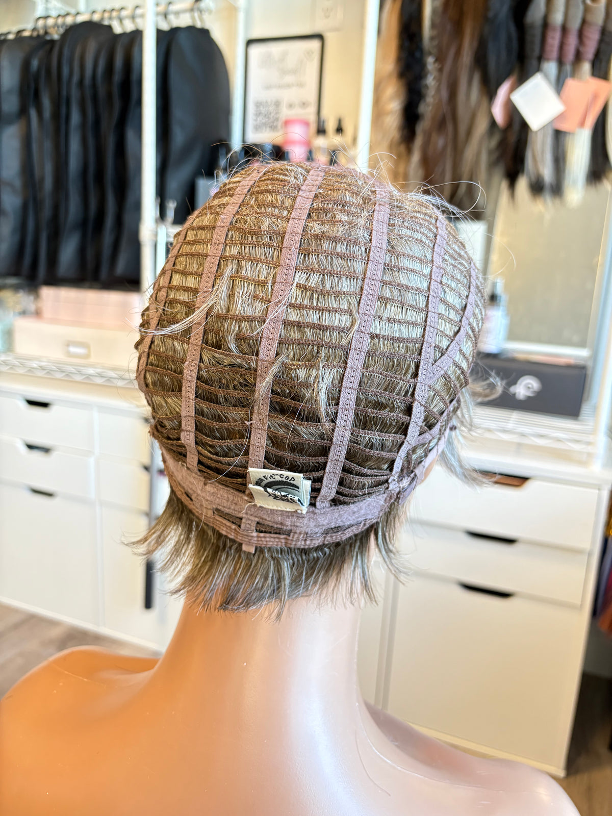 Gabor FlexLite Short Grey-Blonde Wig | The Wig Vault