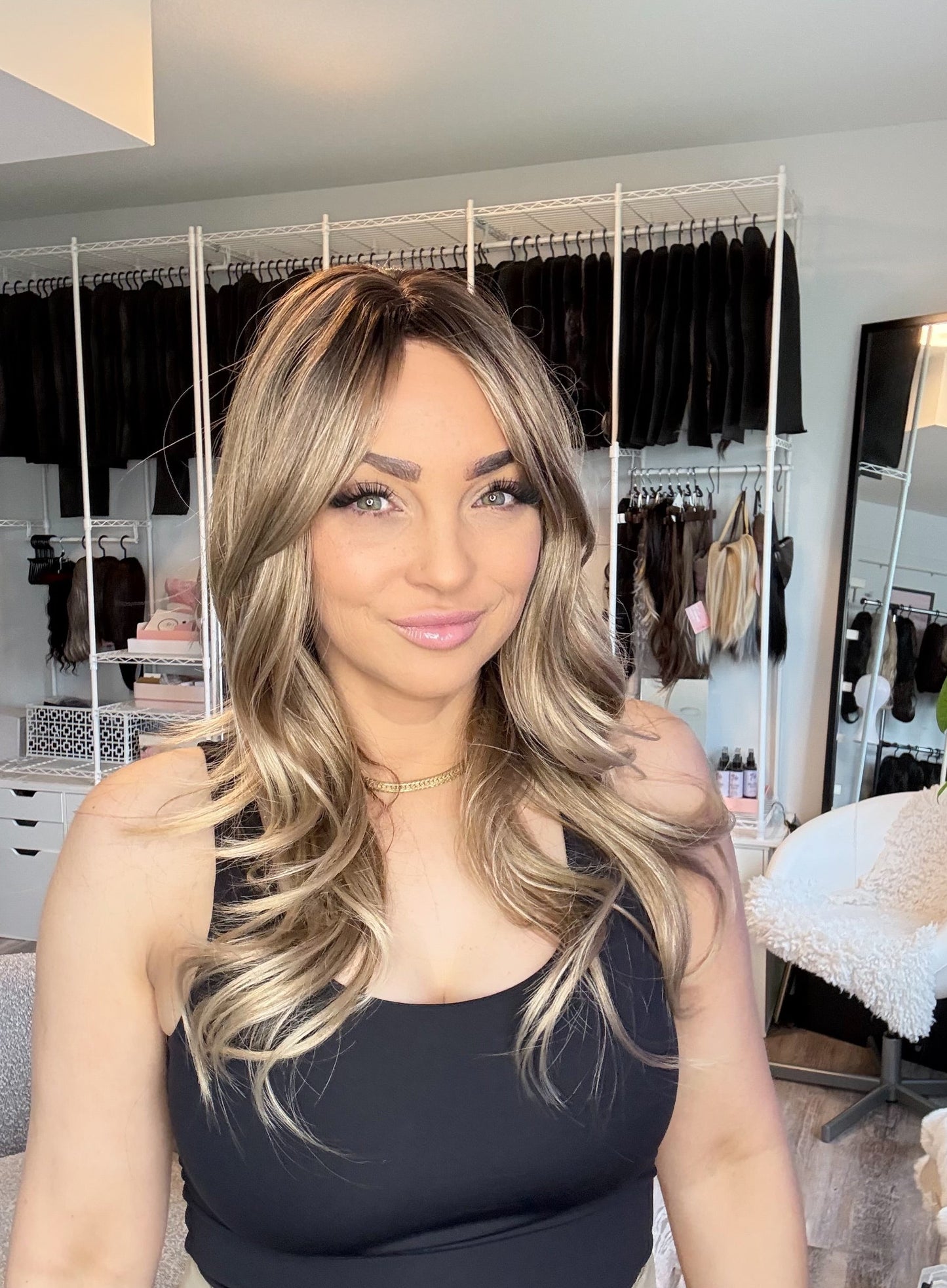 Skylar SWLC1261-8BR22 Perruque longue blond balayage | Wig Spa Canada