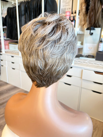 Gabor FlexLite Short Grey-Blonde Wig | The Wig Vault
