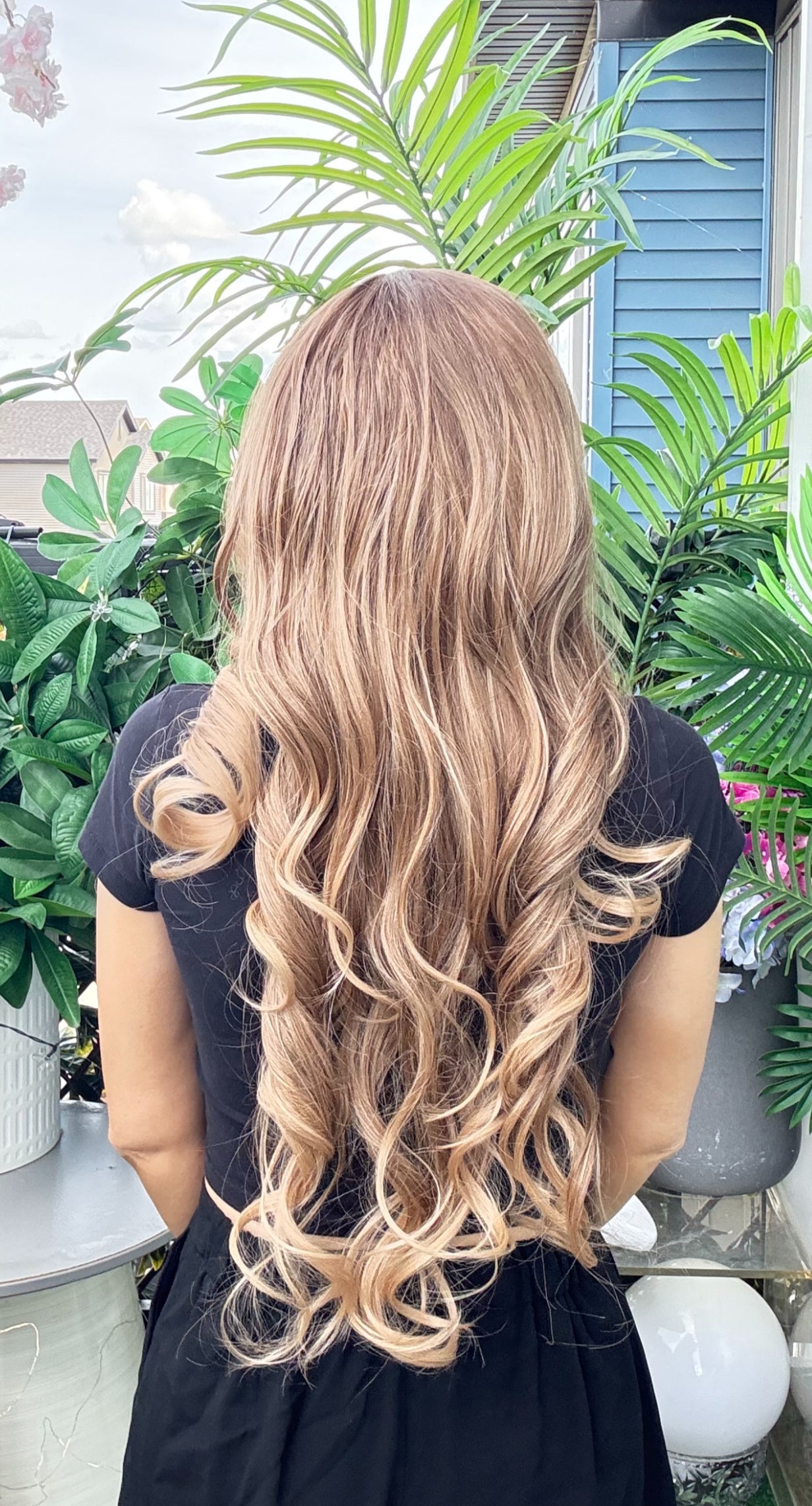 Alex - 13x4 Lace Front Wig | 26 Inches | Dimensional Blonde 13x4 Lace Front Wig image 6