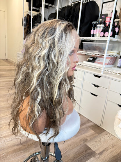 IMH-1 | 21” Wavy 13×4 Transparent Lace Front Wig