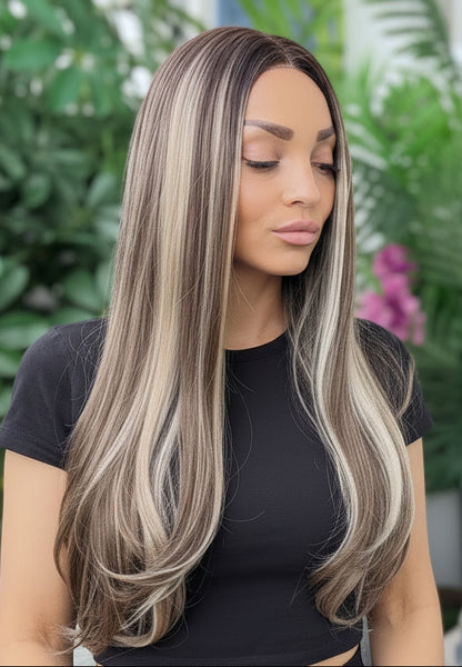 Luna 13x4 Lace Front Wig image 3