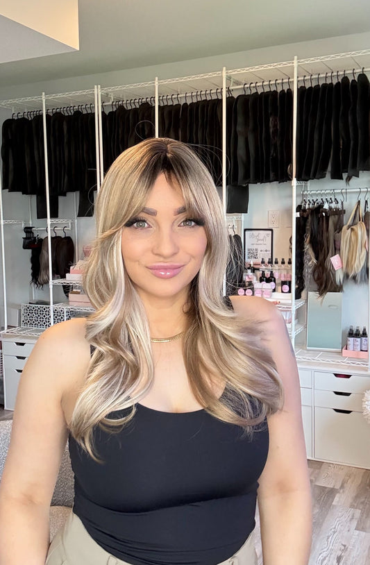Perruque Sandi Blonde avec Frange Effilée | SWLC1400-2BR20