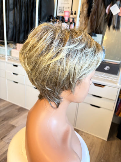 Noriko Collection Highlighted Short Wig | The Wig Vault