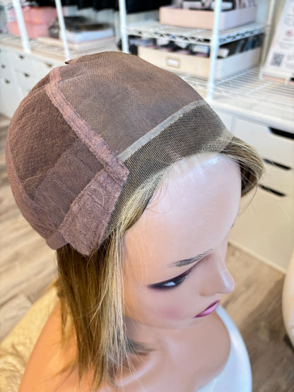 Sloane by Jon RENAU | Shaded Pralines n' Cream (14/26S10) | Hand-Tied Lace Front Wig | The Wig Vault