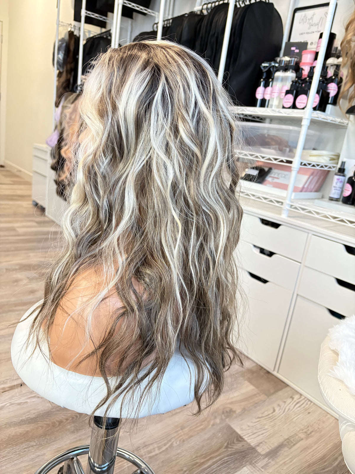 IMH-1 | 21” Wavy 13×4 Transparent Lace Front Wig