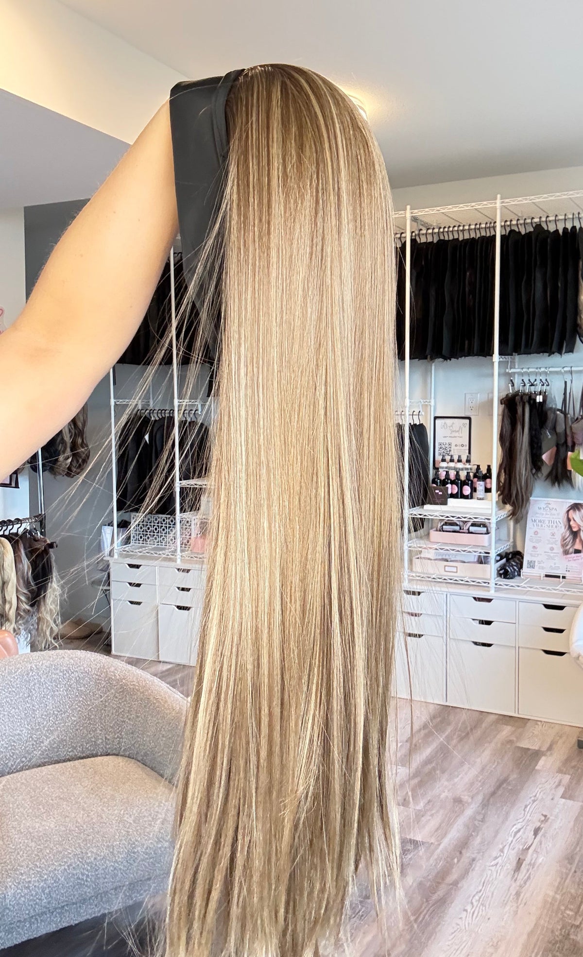 Ren 32” Blonde Brunette Tones Headband Wig | Wigs Canada