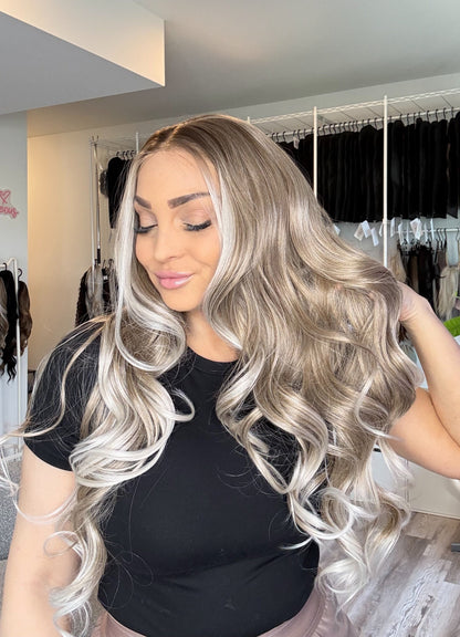 Paula – 13x4 Lace Front | 28” | Blonde with Money Piece