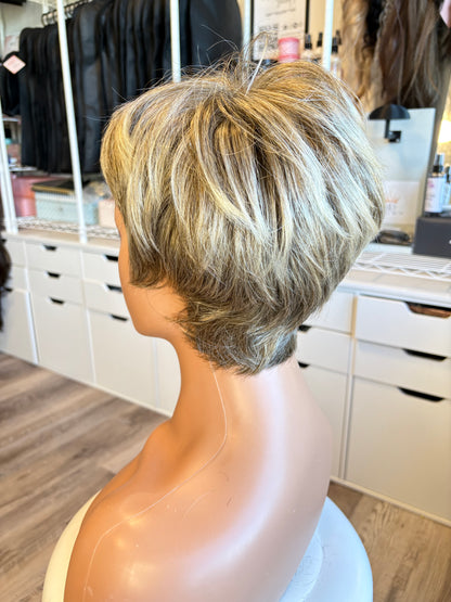 Noriko Collection Highlighted Short Wig | The Wig Vault
