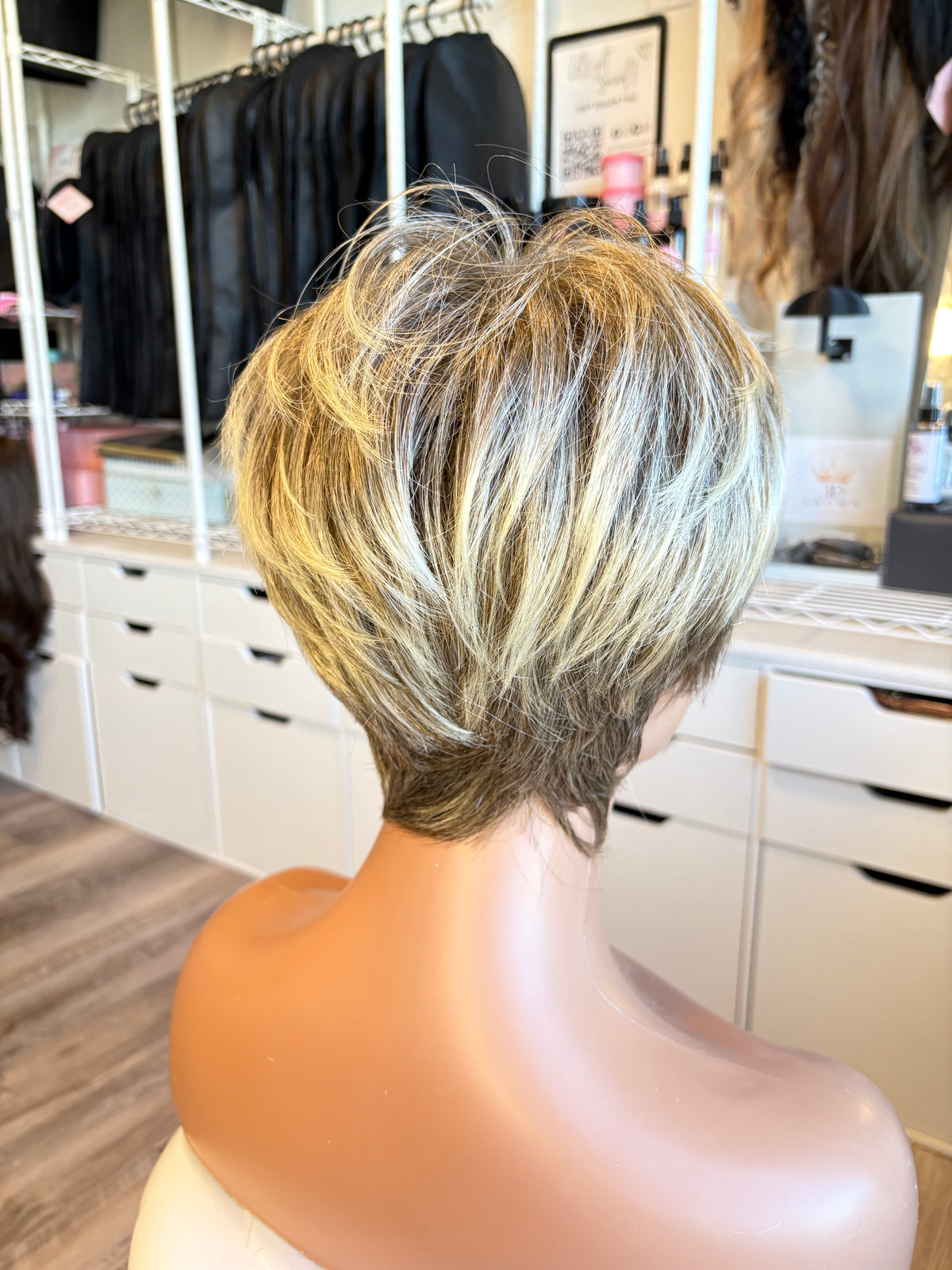 Noriko Collection Highlighted Short Wig | The Wig Vault