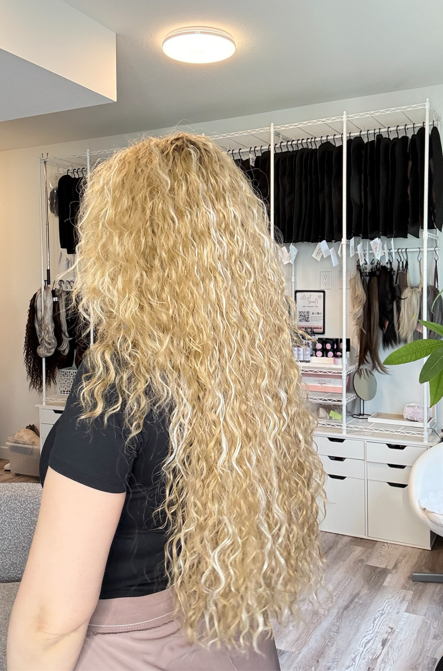 Blake Golden Tide | 28” Golden Blonde 13x3 Lace Front Wig