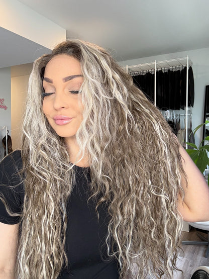 Blake Vanilla Twist – Lace Front | 28” | Soft Blonde with Lowlights