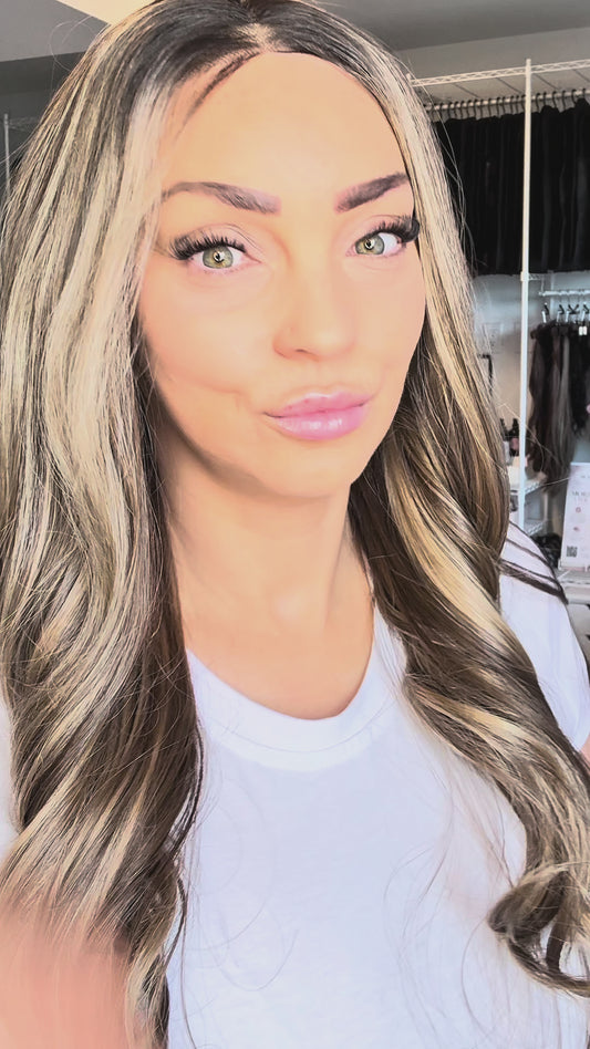 Georgia- Y-18-5 | 26” Dimensional Blonde & Brunette 13×4 French Lace Front Wig